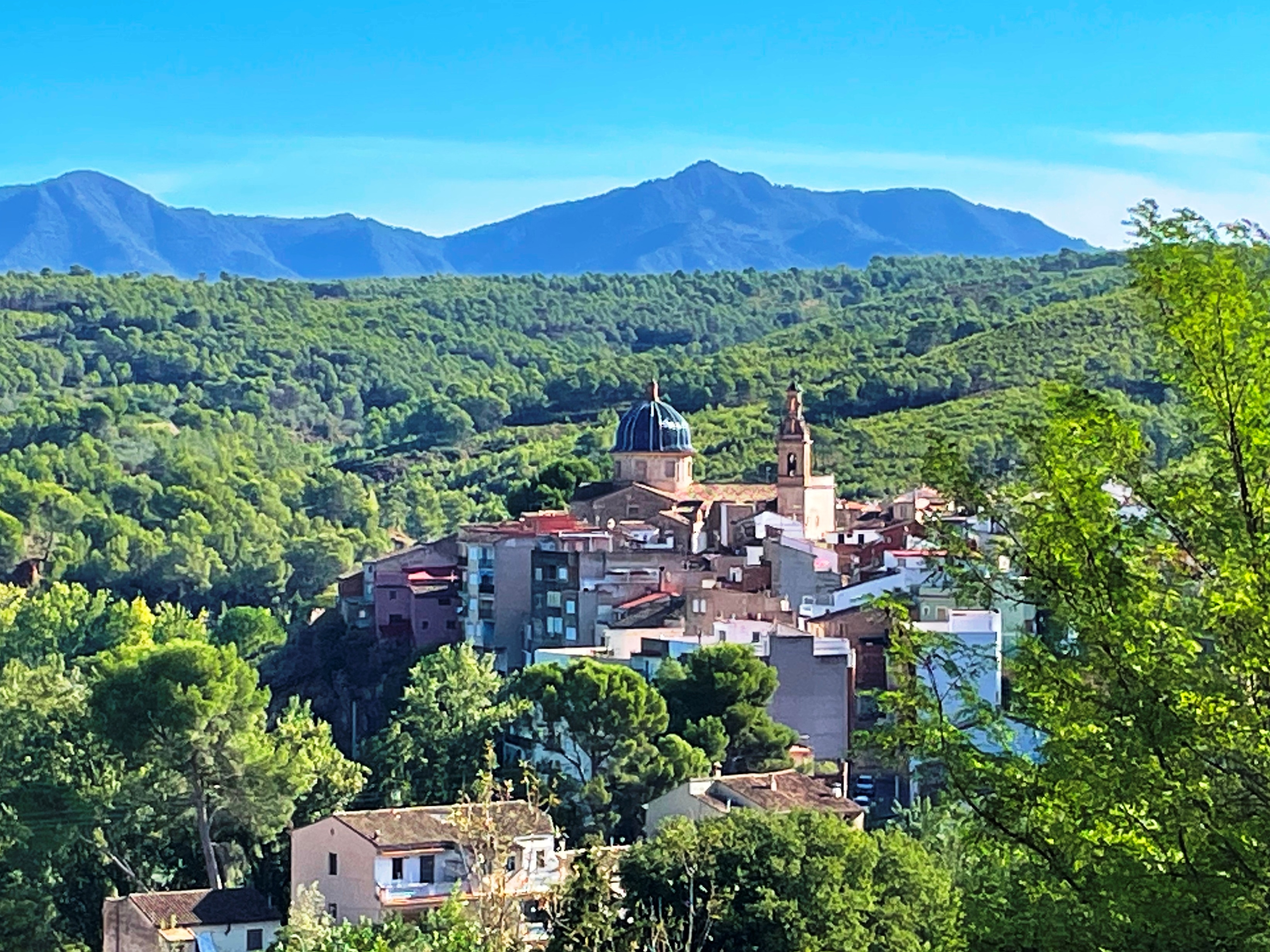 Albarracín to Valencia along the Ojos Negros Greenway